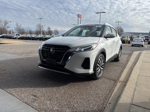 2021 Nissan Kicks SV