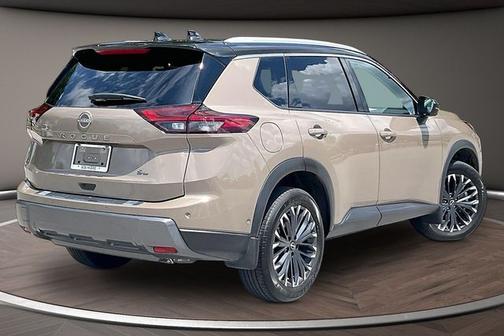 Baja Storm 2025 Nissan Rogue SL
