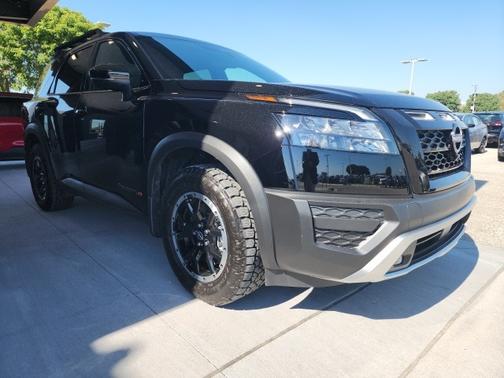 2025 Nissan Pathfinder Rock Creek