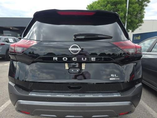 Black 2023 Nissan Rogue SL