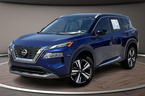 Blue / Black 2022 Nissan Rogue SL