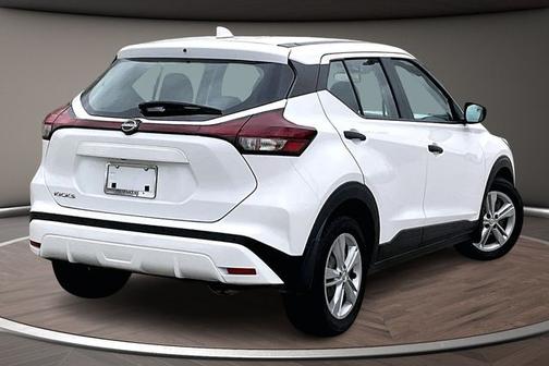 2023 Nissan Kicks S