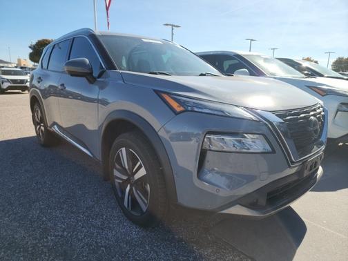 2022 Nissan Rogue SL