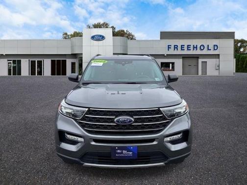 CARBONIZED GRAY METALLIC 2022 Ford Explorer XLT