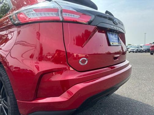 2022 Ford Edge ST LINE