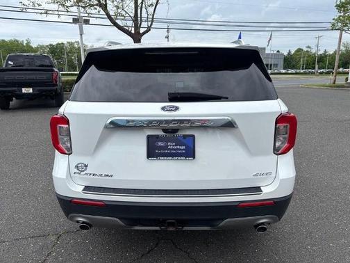 STAR WHITE MET TRI-COAT 2022 Ford Explorer PLATINUM