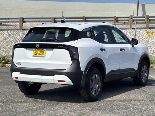 Fresh Powder 2026 Nissan Kicks S