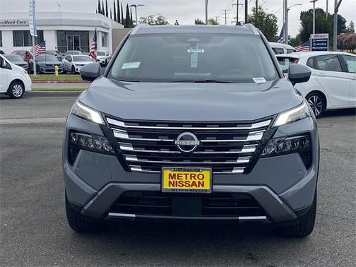 2025 Nissan Rogue SL