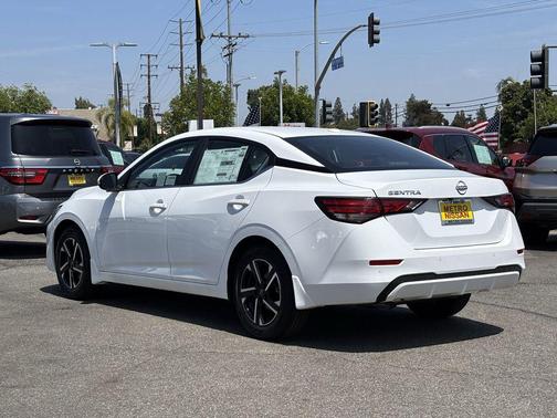 2025 Nissan Sentra SV