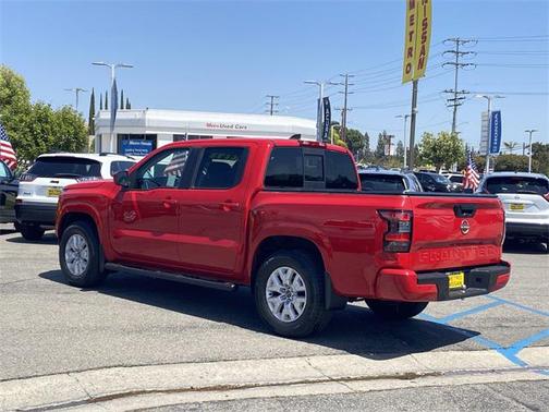 2022 Nissan Frontier SV