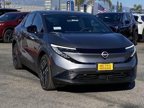 Gun Metallic 2026 Nissan Leaf SV+