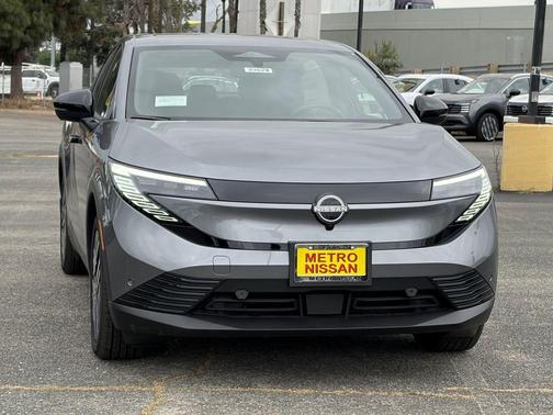 Gun Metallic 2026 Nissan Leaf SV+