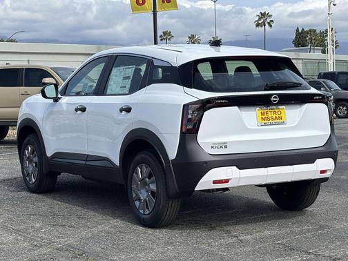 2026 Nissan Kicks S