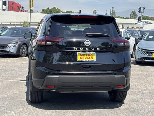 Super Black 2026 Nissan Rogue SV