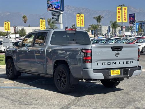 2026 Nissan Frontier SV