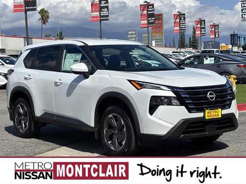 2026 Nissan Rogue SV