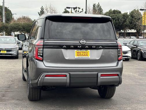 2026 Nissan Armada SV