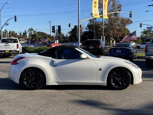 2016 Nissan 370Z Touring