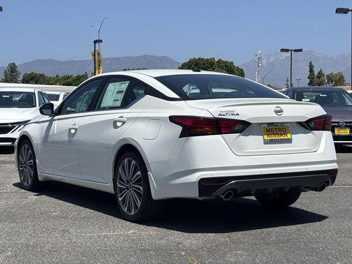 White Pearl 2026 Nissan Altima 2.5 SV
