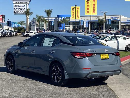 2025 Nissan Sentra SV