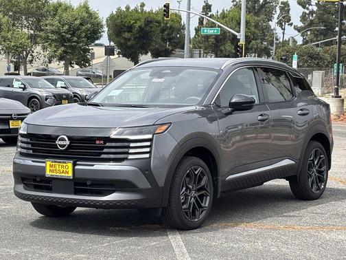 Gun Met 2026 Nissan Kicks SR