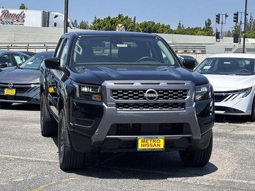 Super Black 2026 Nissan Frontier SV