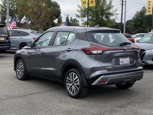 2024 Nissan Kicks SV