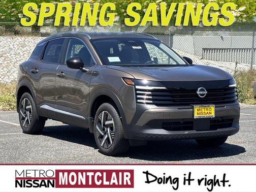 Bronze 2026 Nissan Kicks SV