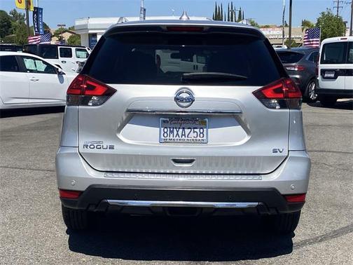 2020 Nissan Rogue SV
