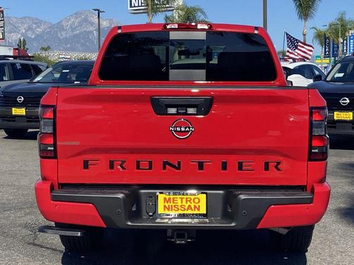 2026 Nissan Frontier SV