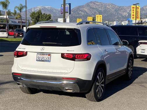 2022 Mercedes-Benz GLB 250 4MATIC