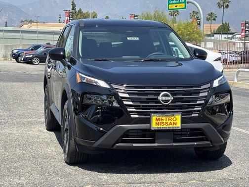 Super Black 2026 Nissan Rogue SV