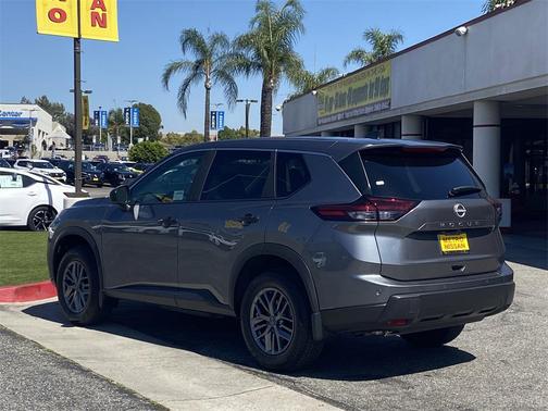 2025 Nissan Rogue S