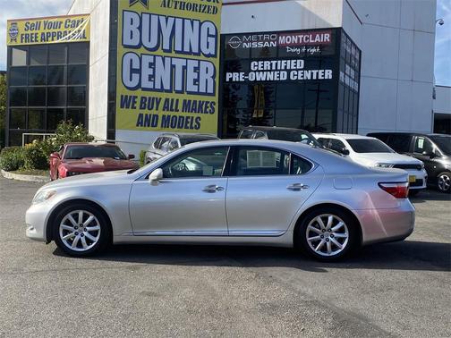 2007 Lexus LS 460 Base