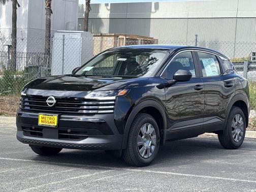Super Black 2026 Nissan Kicks S