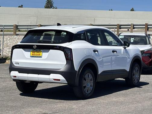 2026 Nissan Kicks S