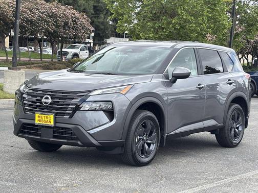Gun Met 2026 Nissan Rogue SV