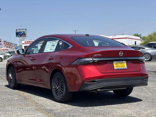 Scarlet 2026 Nissan Sentra SV