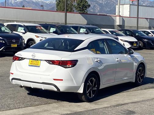 2025 Nissan Sentra SV