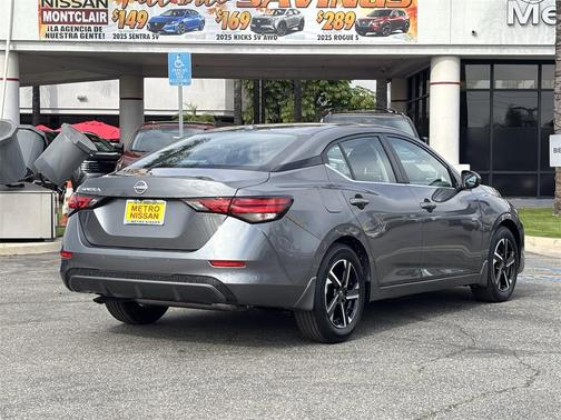 2025 Nissan Sentra SV