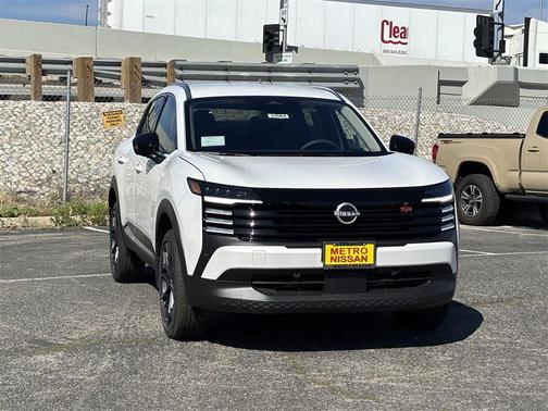 2026 Nissan Kicks SR