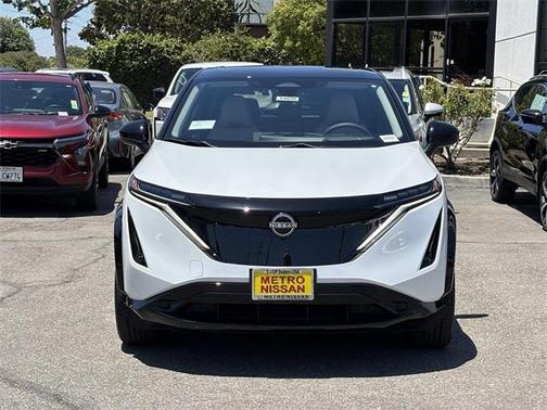 2025 Nissan ARIYA EVOLVE+