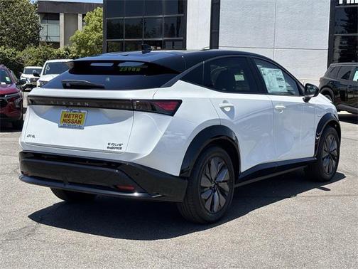 2025 Nissan ARIYA EVOLVE+