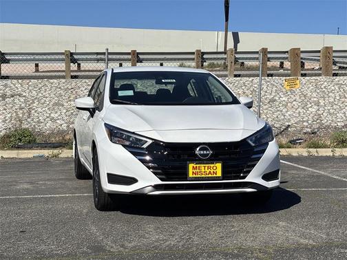 2025 Nissan Versa 1.6 SV