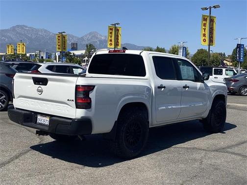 2023 Nissan Frontier S