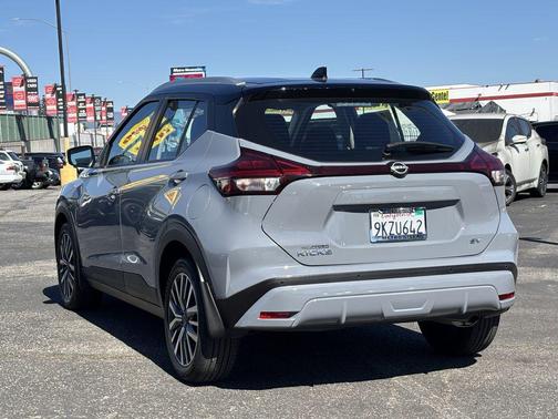 2024 Nissan Kicks SV