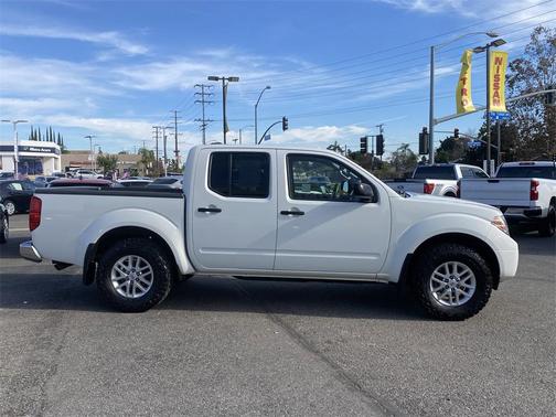 2015 Nissan Frontier SV