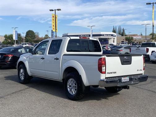2015 Nissan Frontier SV