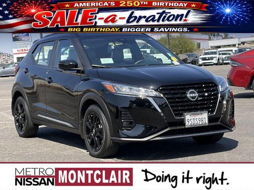 Super Black 2024 Nissan Kicks SR