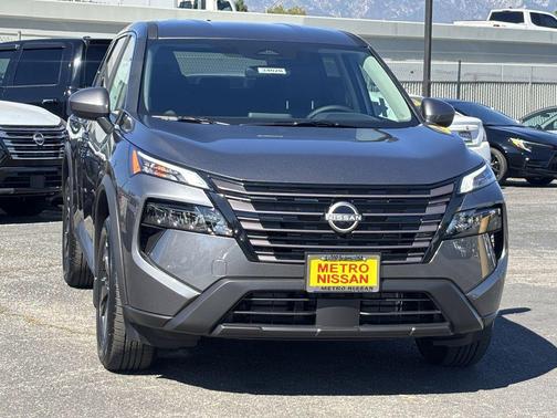 Gun Met 2026 Nissan Rogue SV